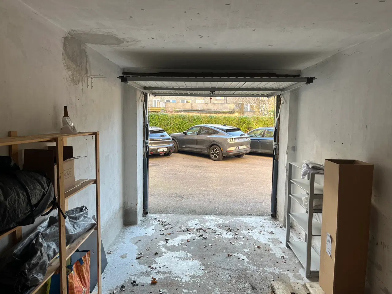 Billede 2 - Garage nær KB Hallens station til leje