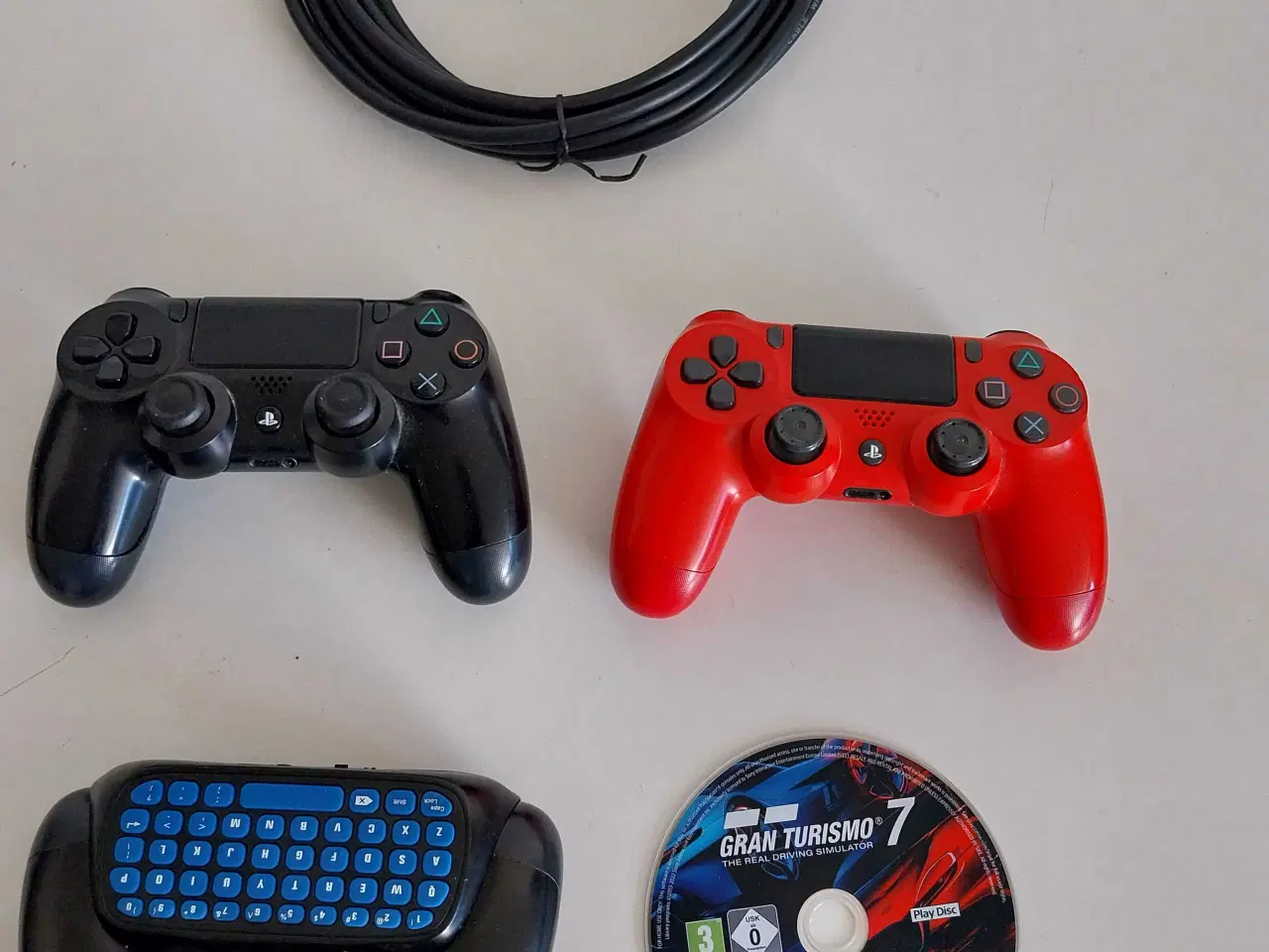 Billede 2 - Playstation controllere. Gran Turismo 7. Skærmkabe