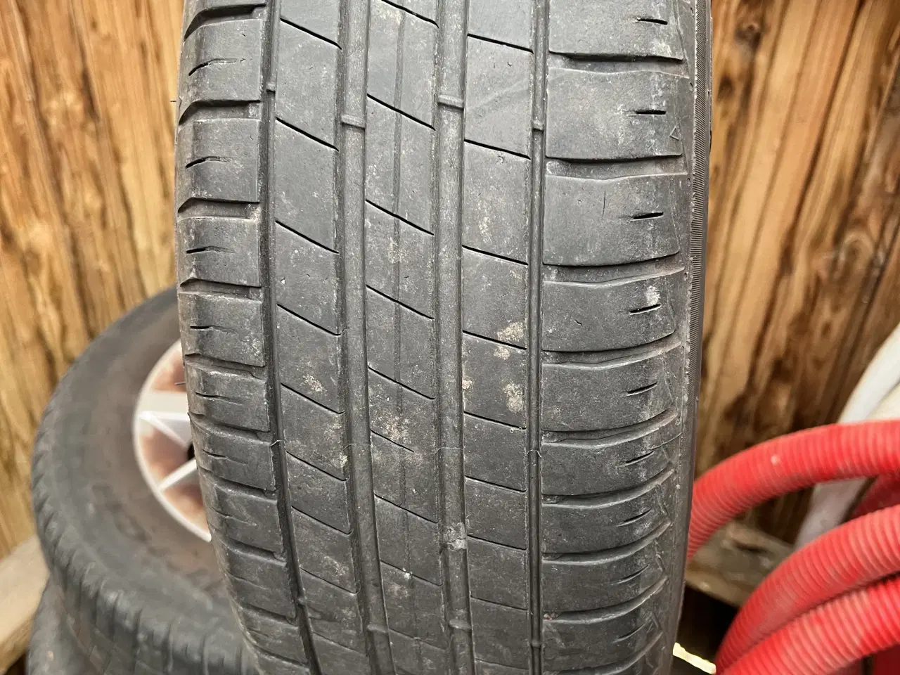 Billede 3 - 4 gode sommerdæk sælges