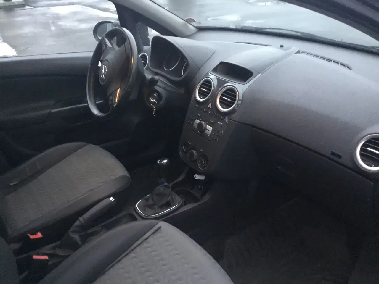 Billede 6 - Opel corsa 1,4 Cosmo 100 hk træk rat-sædevarme mm