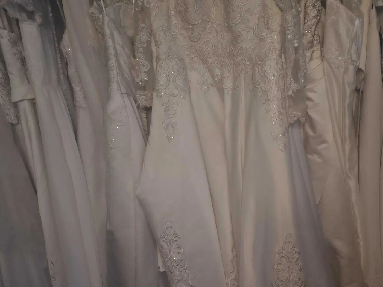 Billede 17 - Bryllupskjoler, flere forskellige