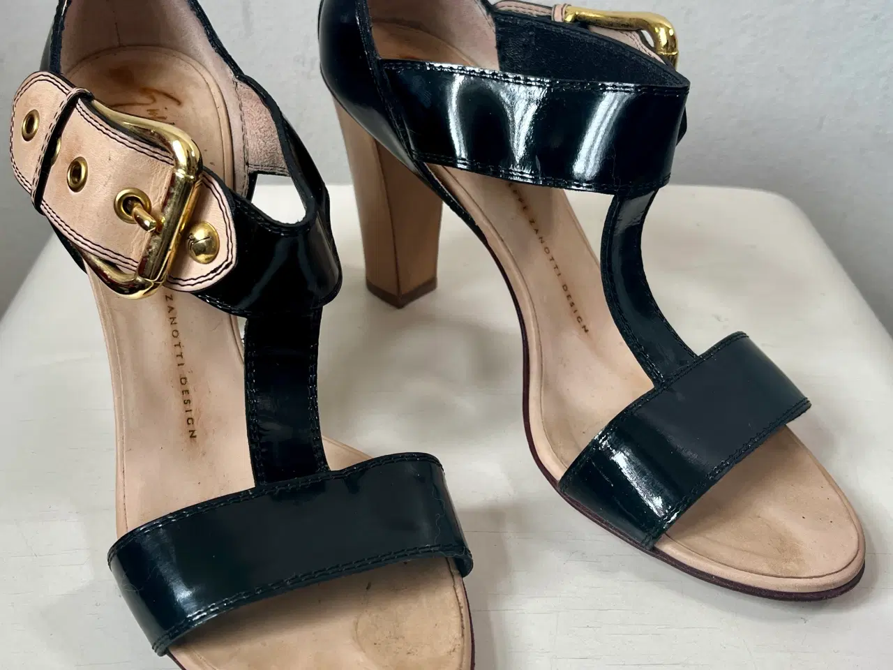Billede 1 - Giuseppe Zanotti, sandaler, str 39