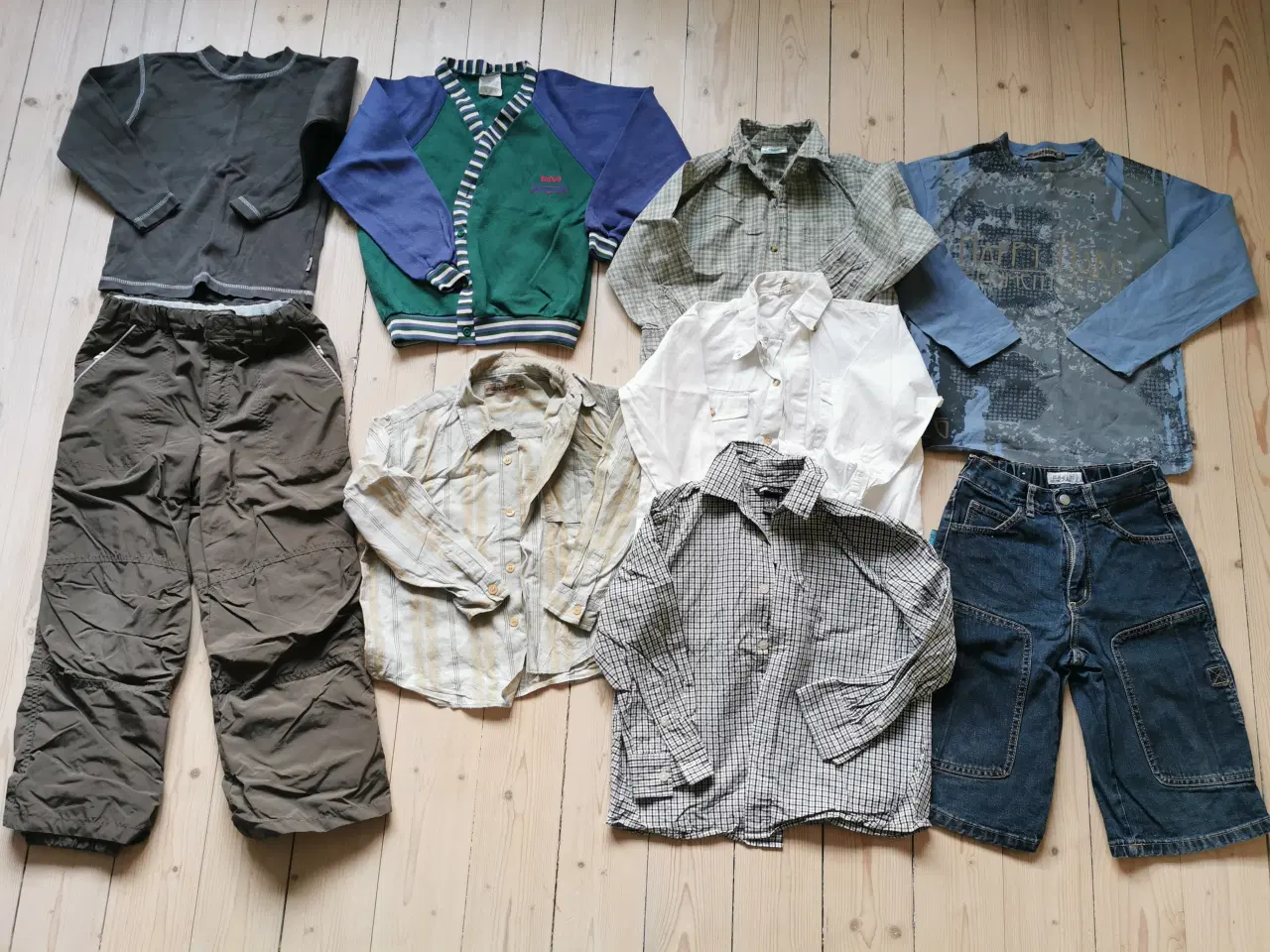 Billede 1 - Tøjpakke str 6-8 år