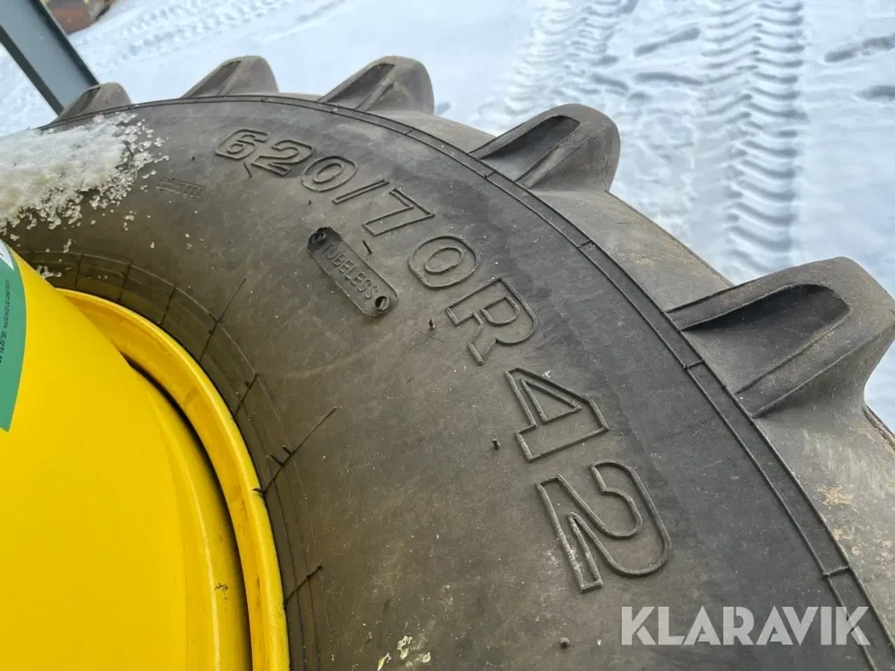 Billede 2 - Tvillinghjul John Deere bag 620/70-42 med låse 2 styk