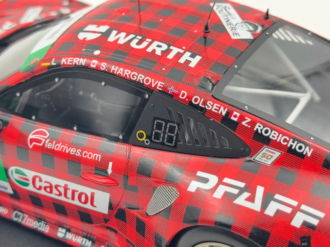 Billede 4 - 2019 Porsche 911 GT3 R #9 24h Daytona - 1:18 