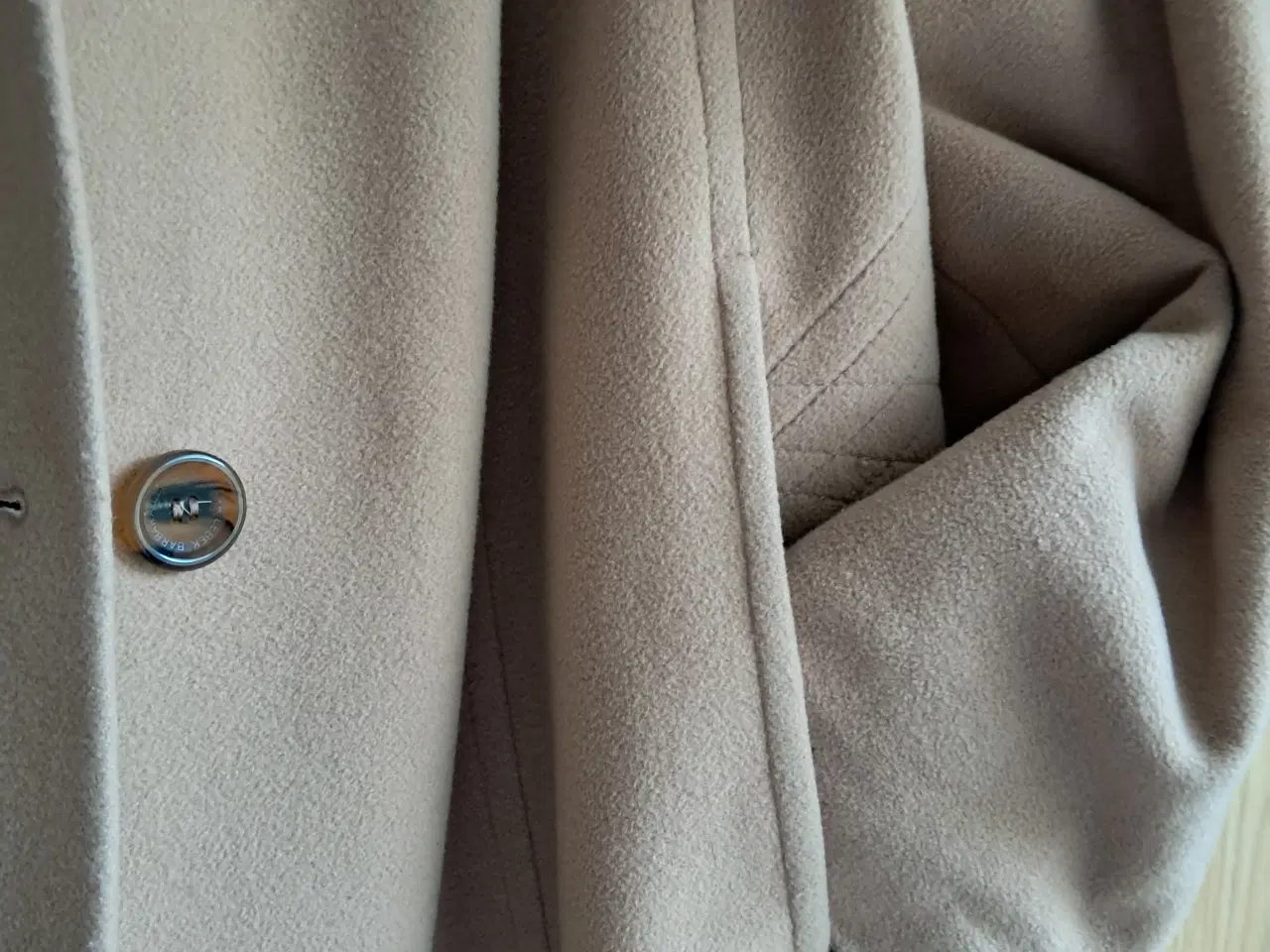 Billede 2 - Beige frakker - uld, kashmir.