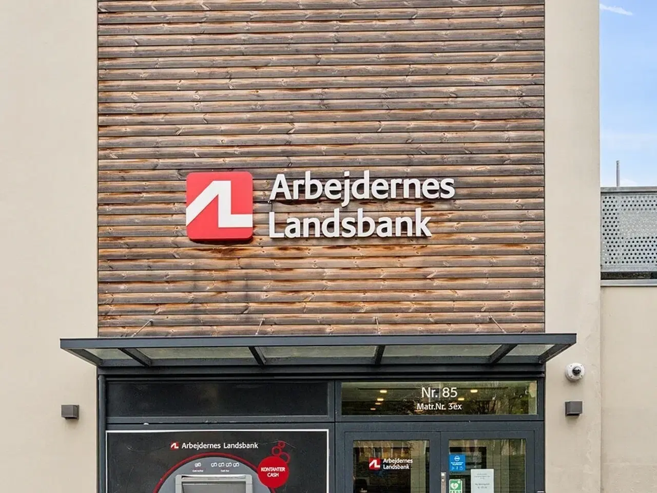 Billede 2 - Velholdt og indbydende domicillejemål med stor eksponering - velegnet til kontor eller showroom
