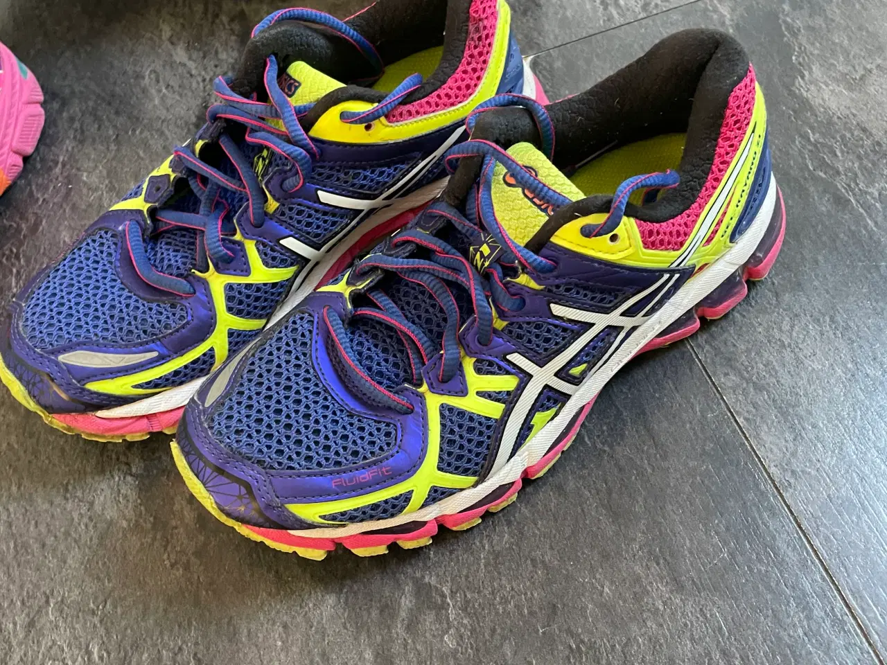 Billede 4 - Asics kayano og Noosa