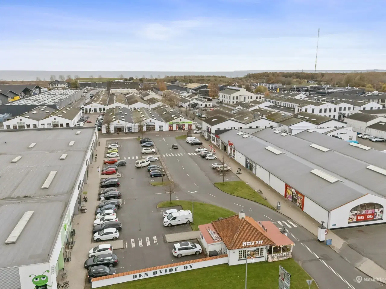 Billede 2 - Butikslejemål på 861 m2 med mulighed for pladskrævende varegrupper