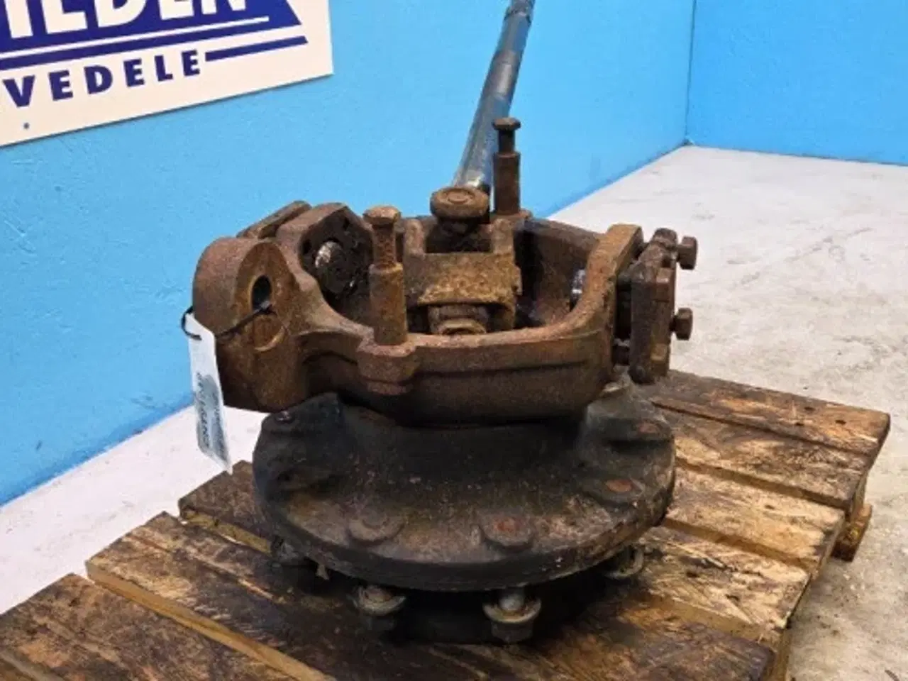 Billede 8 - New Holland LB115B Hjulnav L. 85825032