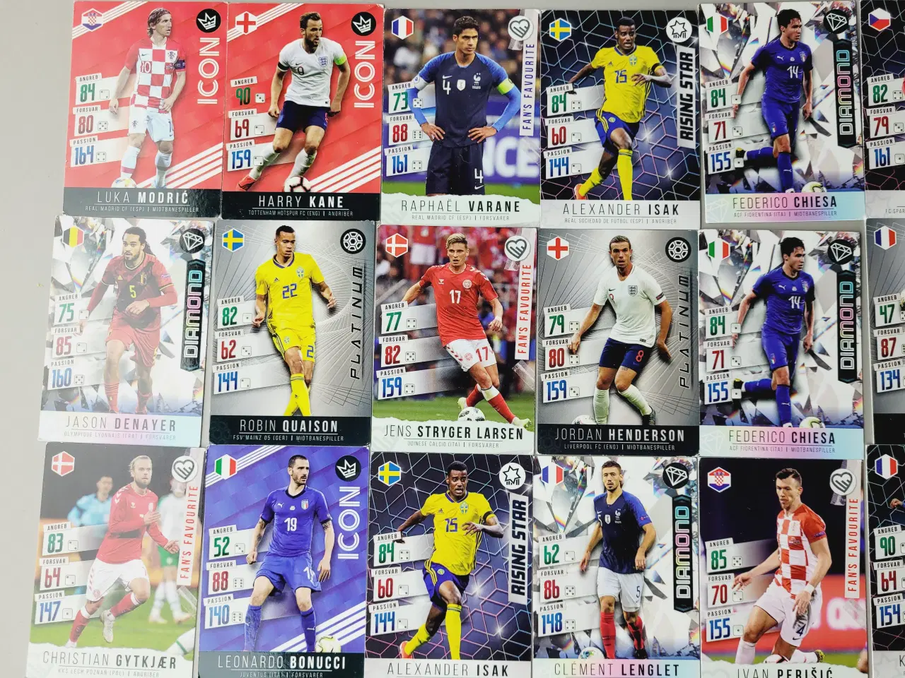 Billede 2 - : Panini Adrenalyn XL fodboldkort – Samling på 50 