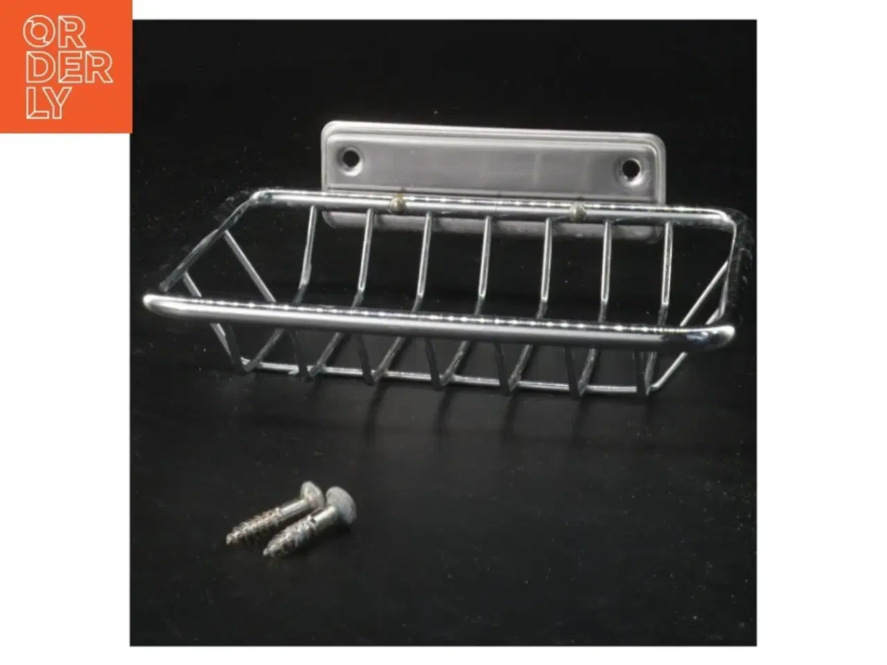 Billede 1 - Væghængt trådkurv med skruer (str. 13x10 cm)