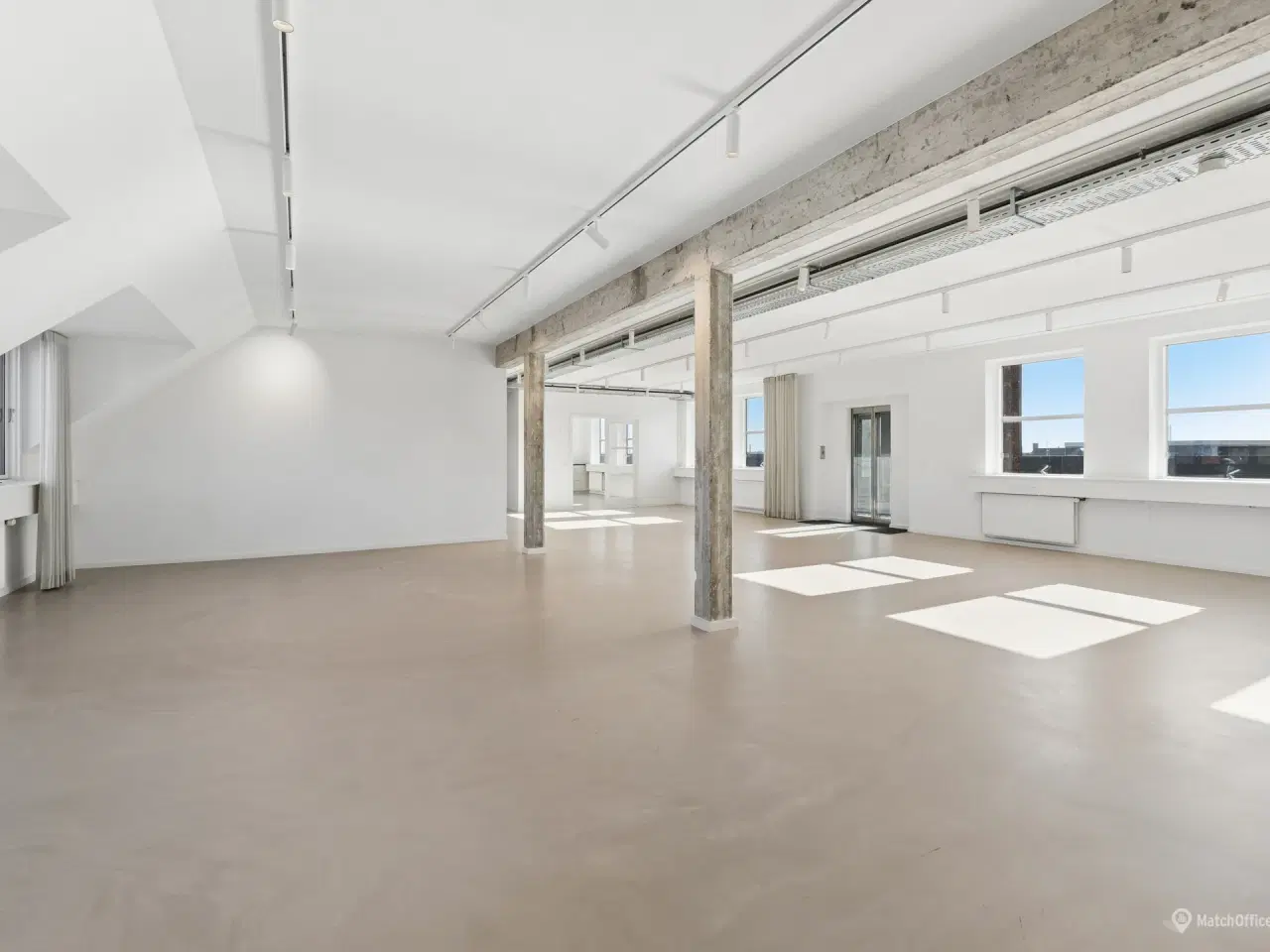 Billede 5 - New Yorker-inspirerede kontorlejemål i Nordvest – moderne lyse og fulde af karakter