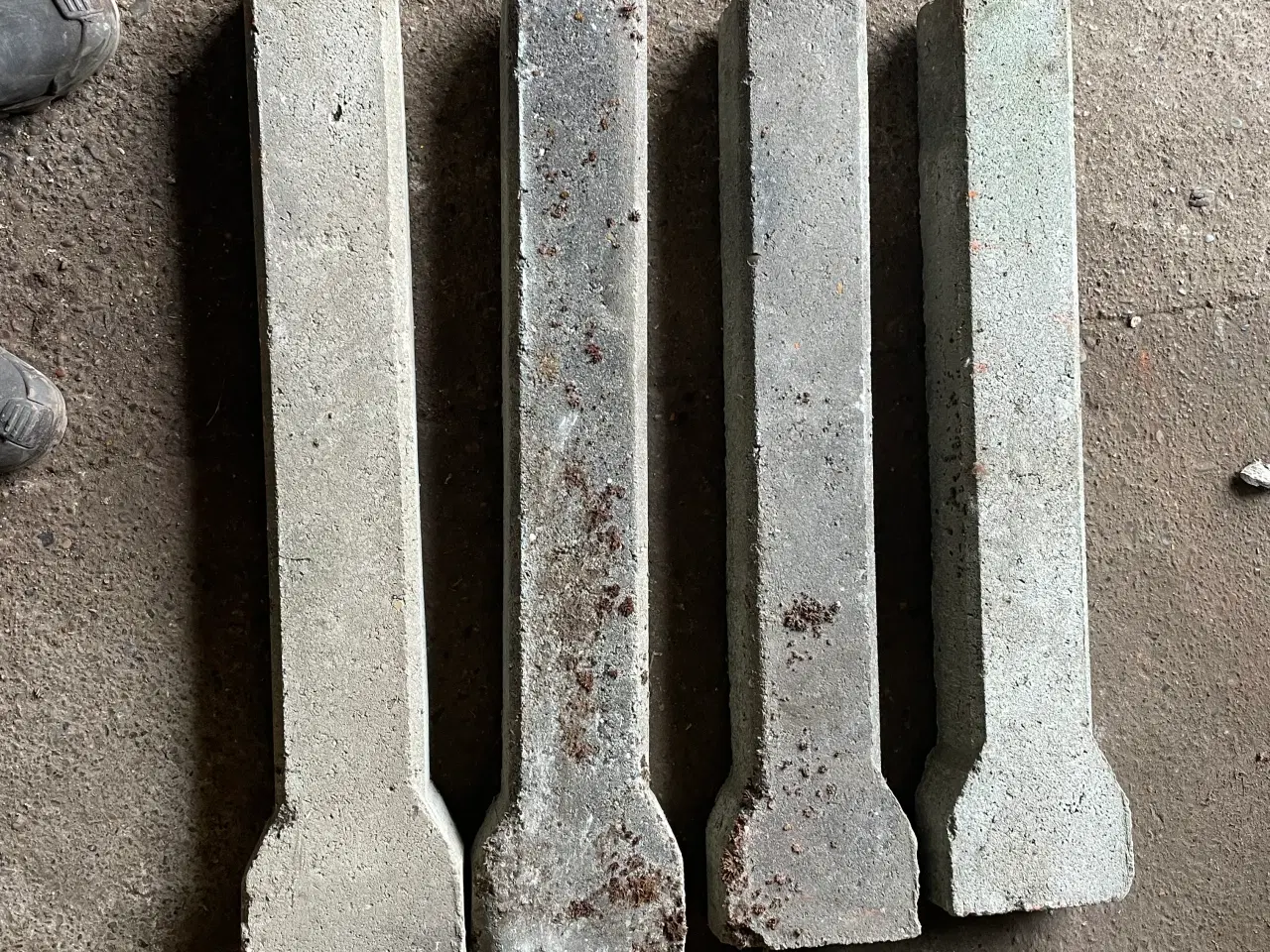 Billede 1 - Stolpefod