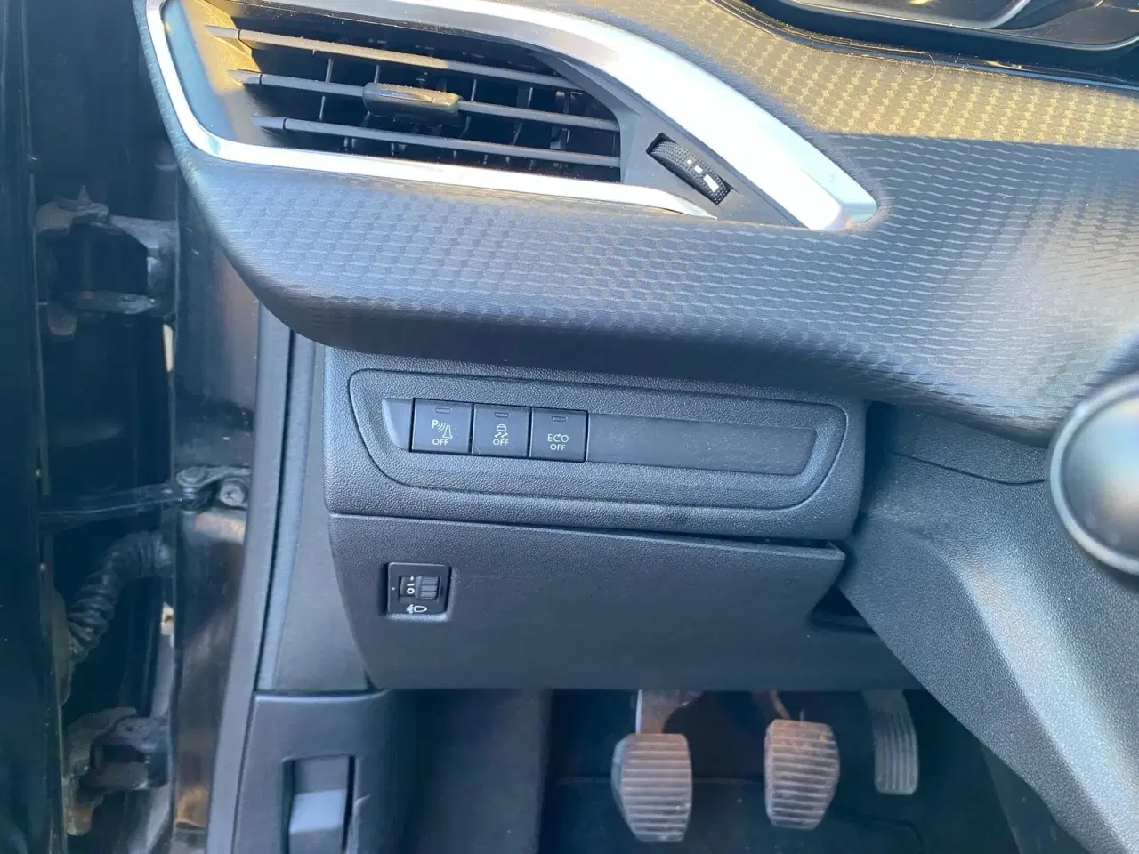 Billede 17 - Peugeot 208 1,6 BlueHDi Desire Sky 100HK 5d