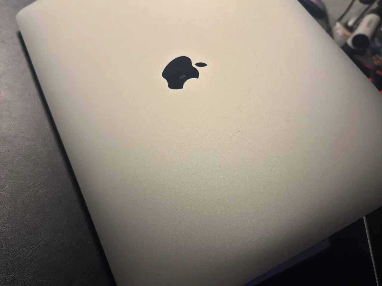 Billede 4 - Macbook Pro 15" Touchbar spacegrey 512GB I7 A1707