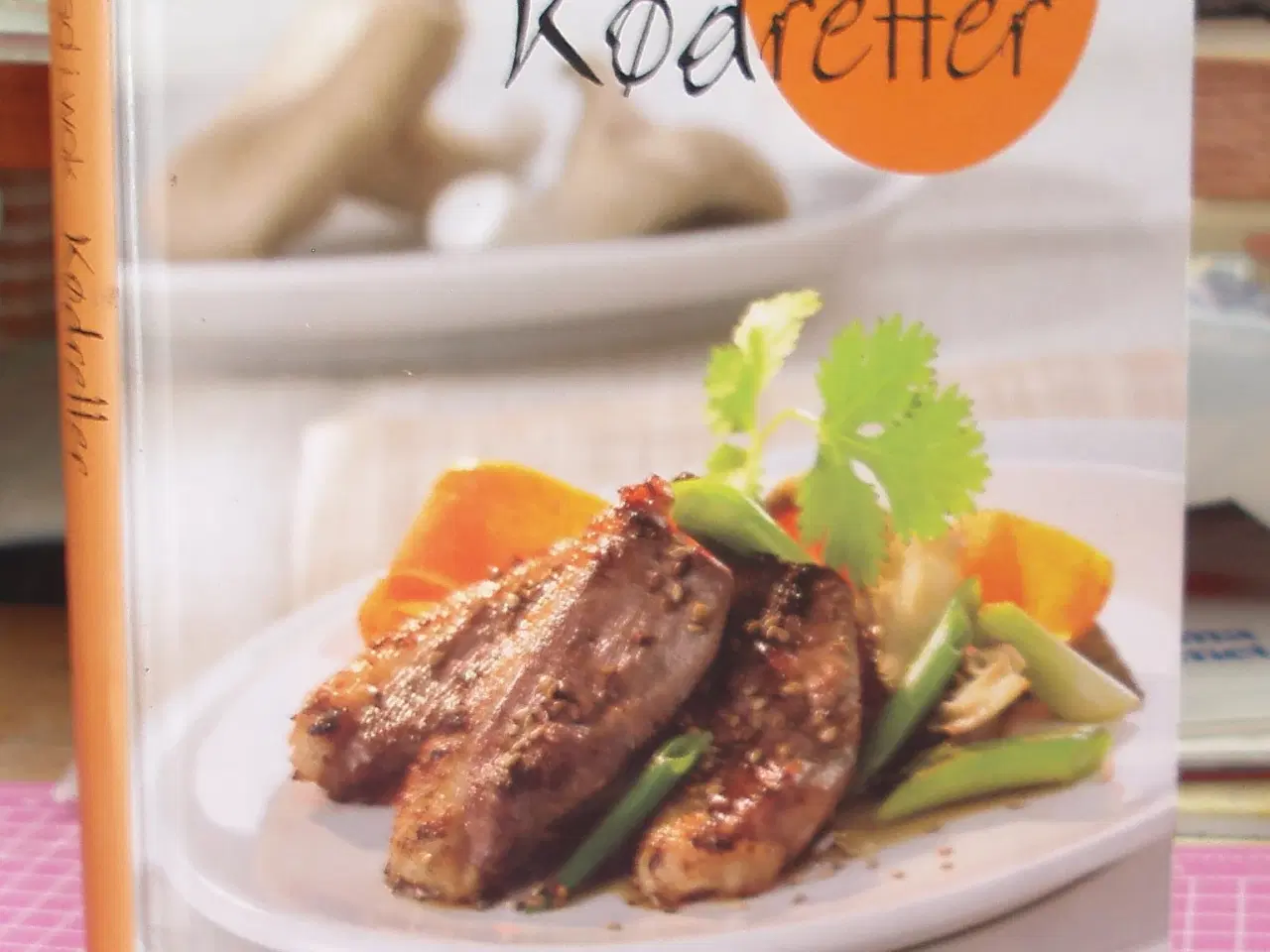 Billede 1 - Lækker mad i wok Kødretter