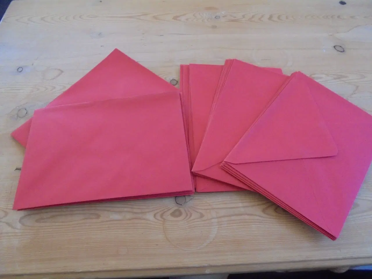 Billede 1 - Røde kuverter - fin stand, god pris  