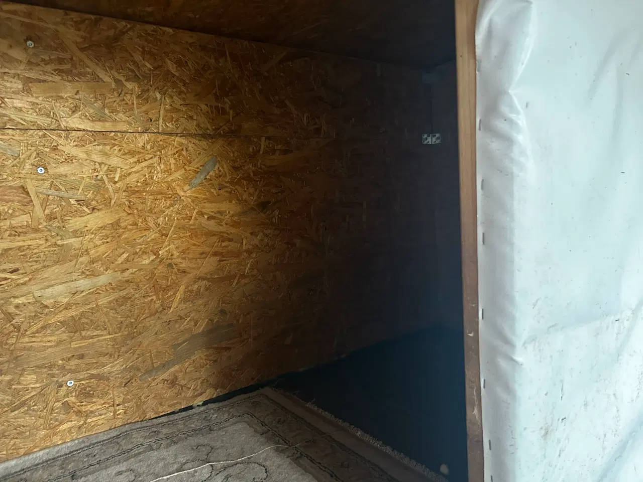 Billede 4 - Stor isoleret hundehus til salg