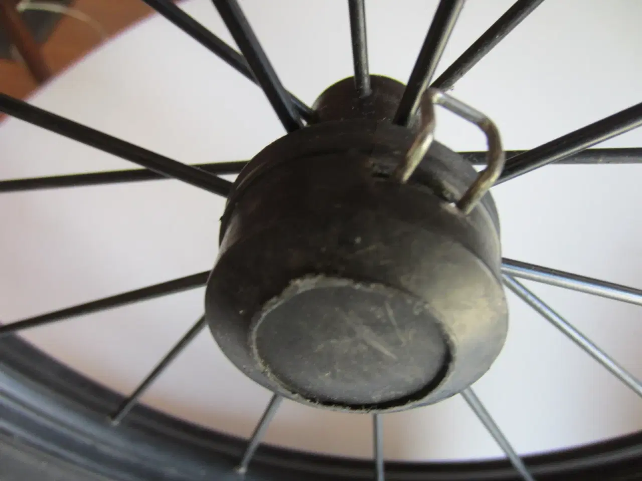 Billede 4 - Barnevognshjul 14 tommer klikhjul med kuglelejer