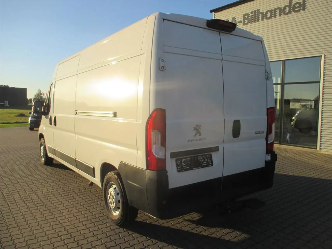 Billede 6 - Peugeot Boxer 333 L3H2 2,2 BlueHDi Premium Pro 140HK Van 6g