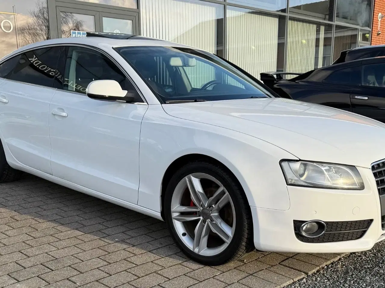 Billede 1 - Audi A5 2,0 TDi 143 Sportback Multitr.