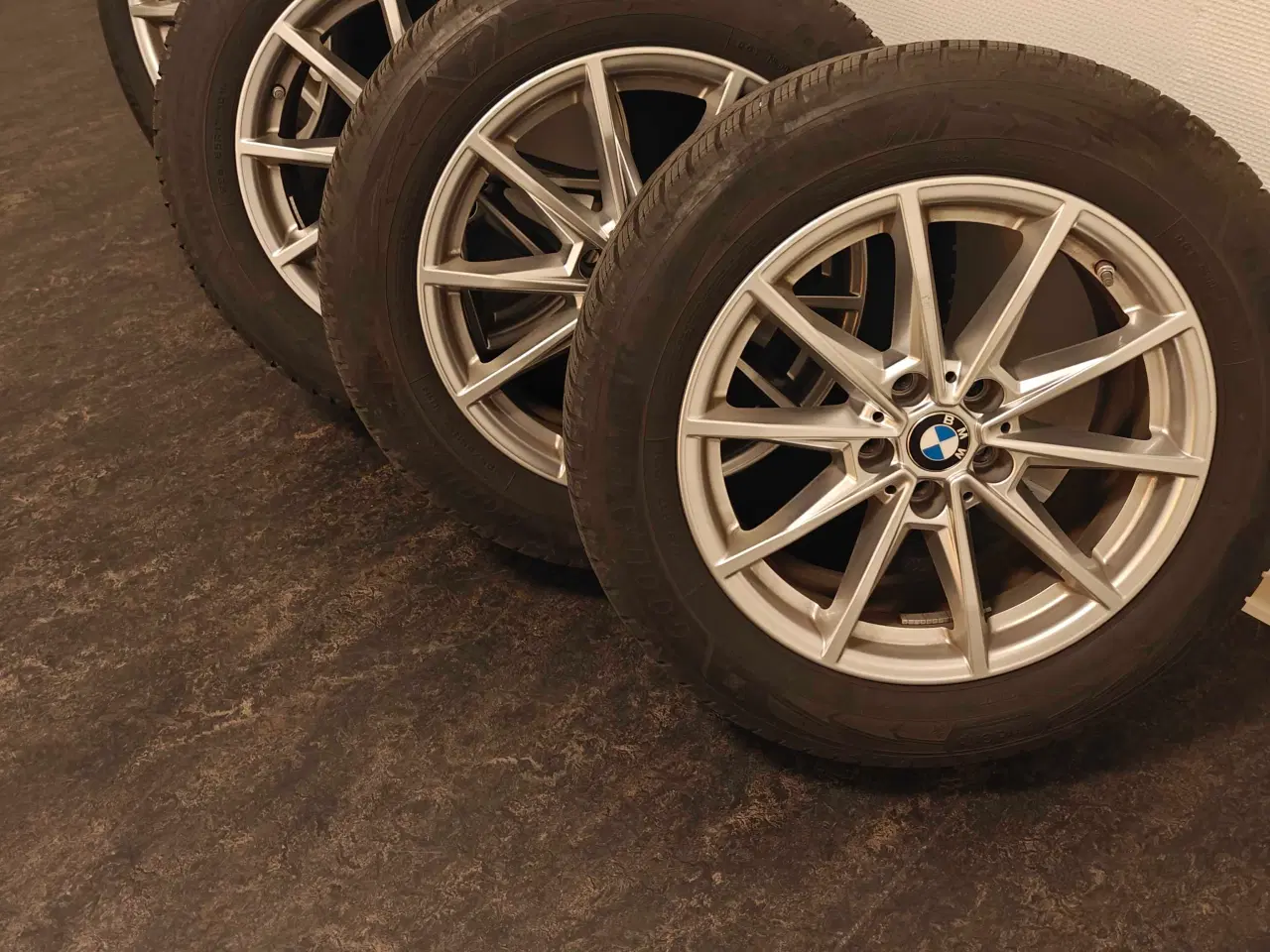 Billede 3 - Vinterhjul-sæt BMW '17 fælge + Goodyear dæk