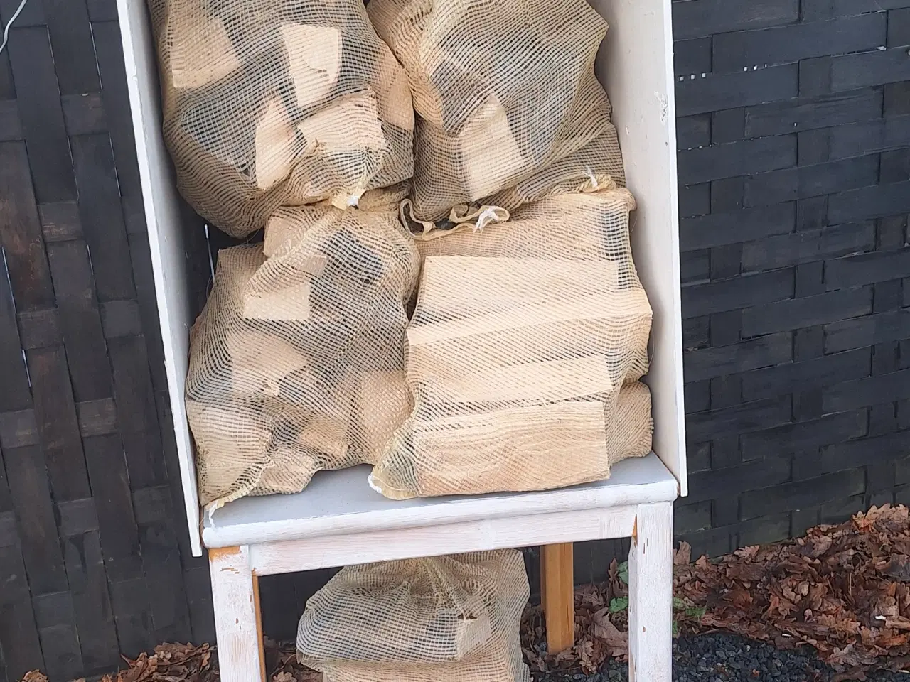 Billede 1 - Brænde, bøg og ask tørret I 3 år 40 kr