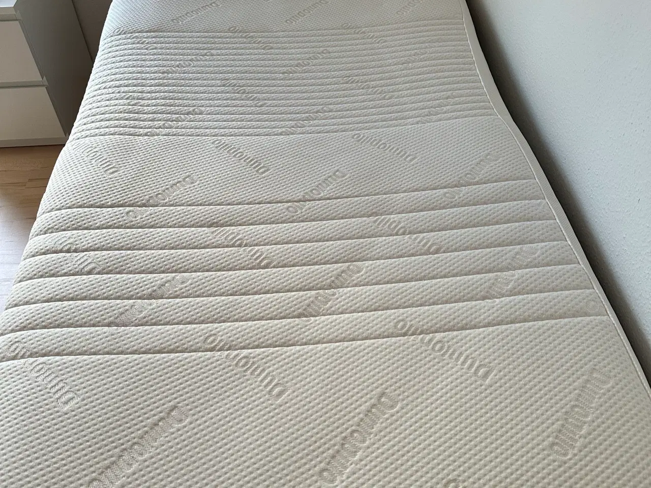 Billede 4 - Elevationsseng fra Jysk, Dunlopillo