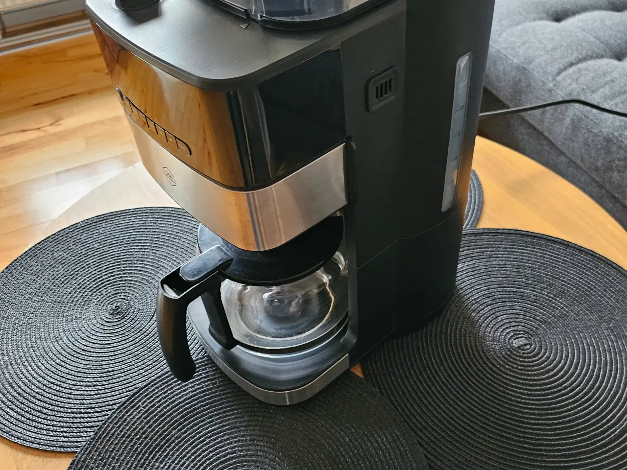 Billede 4 - Kaffebrygger med kværn og timer