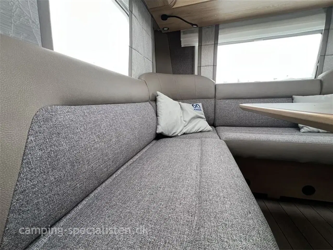 Billede 10 - 2022 - Knaus Südwind 500 FU "60 Years Celebration"   Knaus Südwind 500 FU 60 Years Celebration 2022 - Se den nu hos Camping-Specialisten.dk