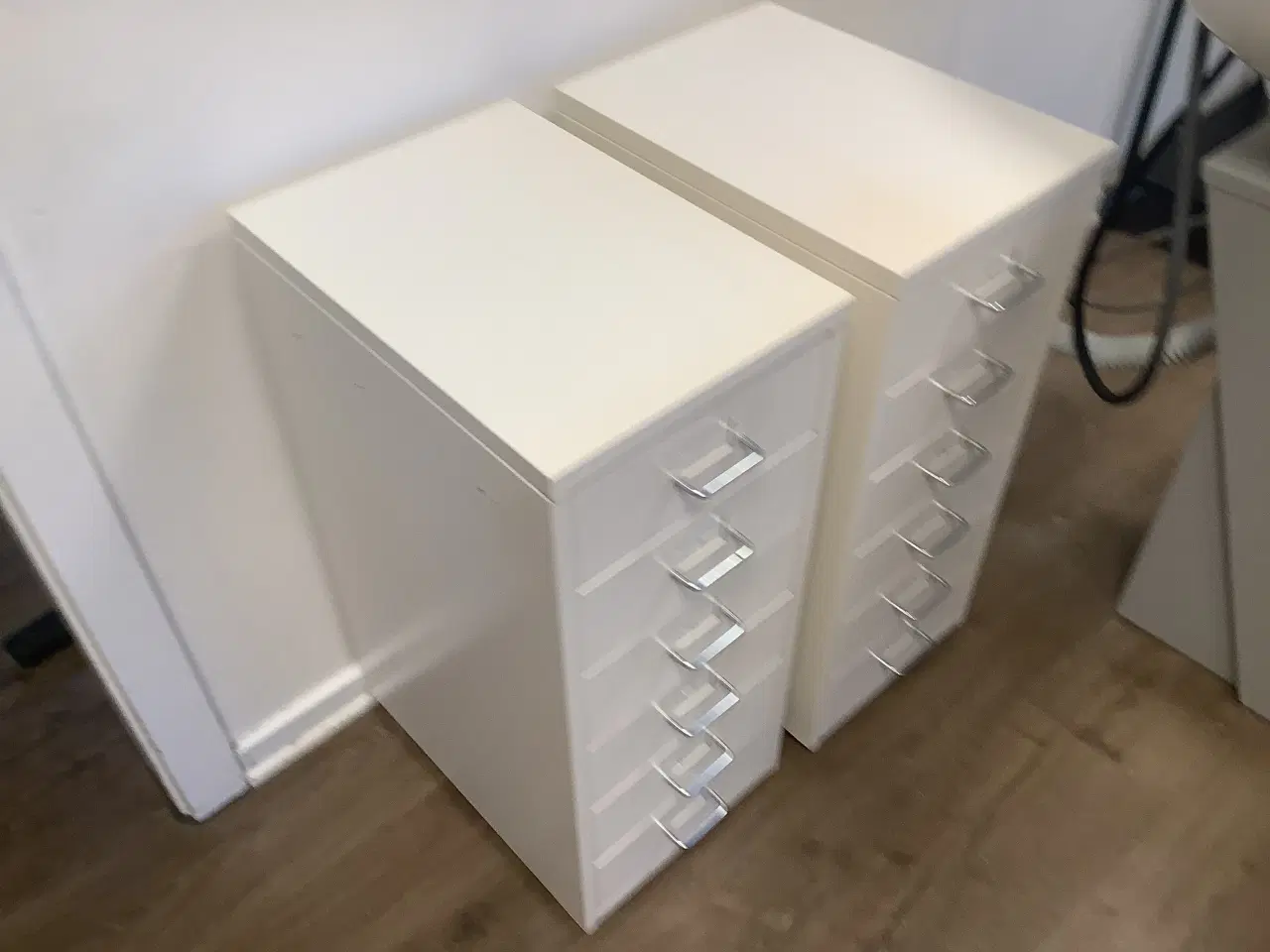 Billede 2 - Ikea metal reoler 