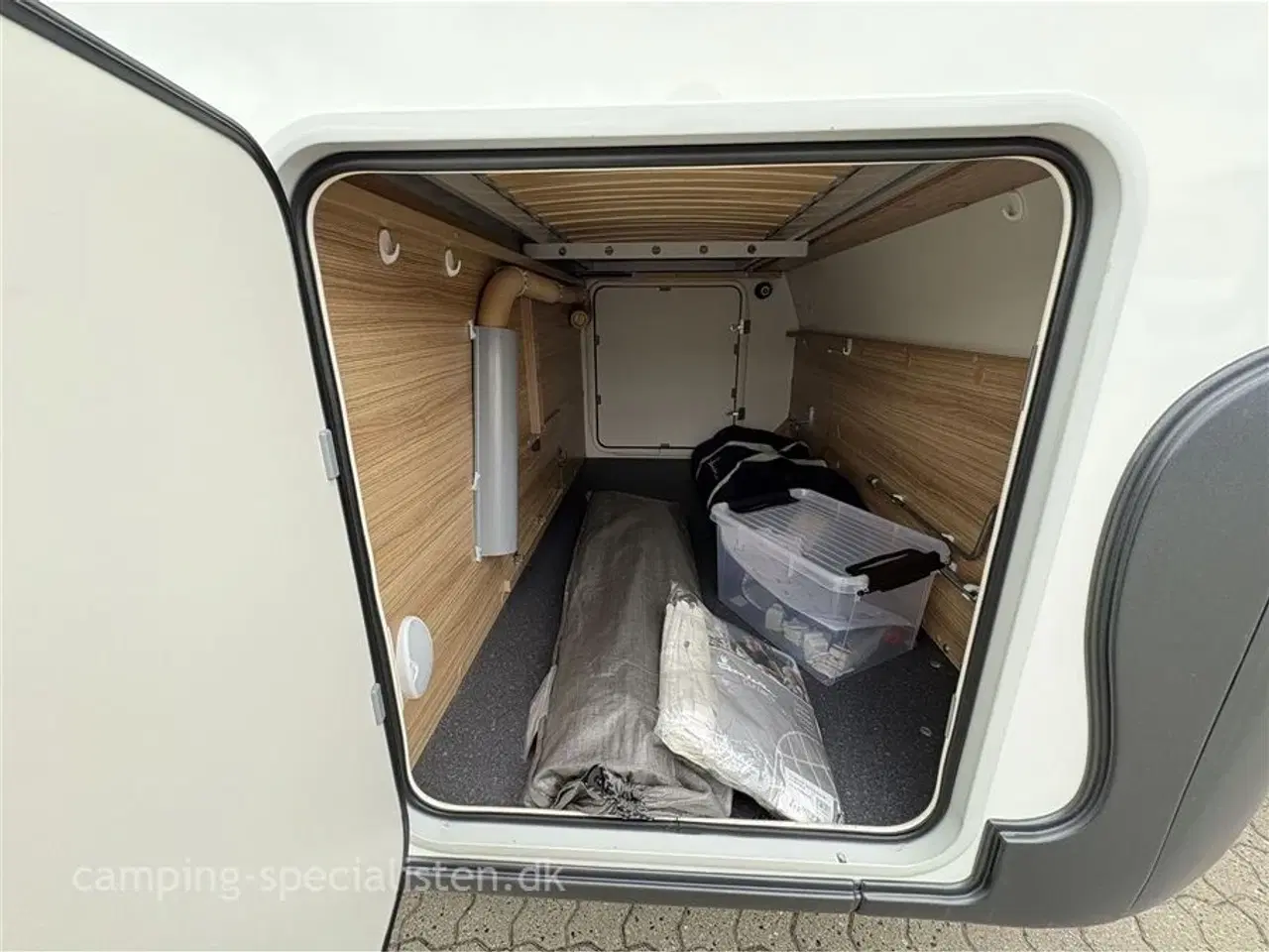Billede 4 - 2019 - Adria Action 391 PH   Adria Action 391 PH 2019 - Se den nu hos Camping-Specialisten.dk