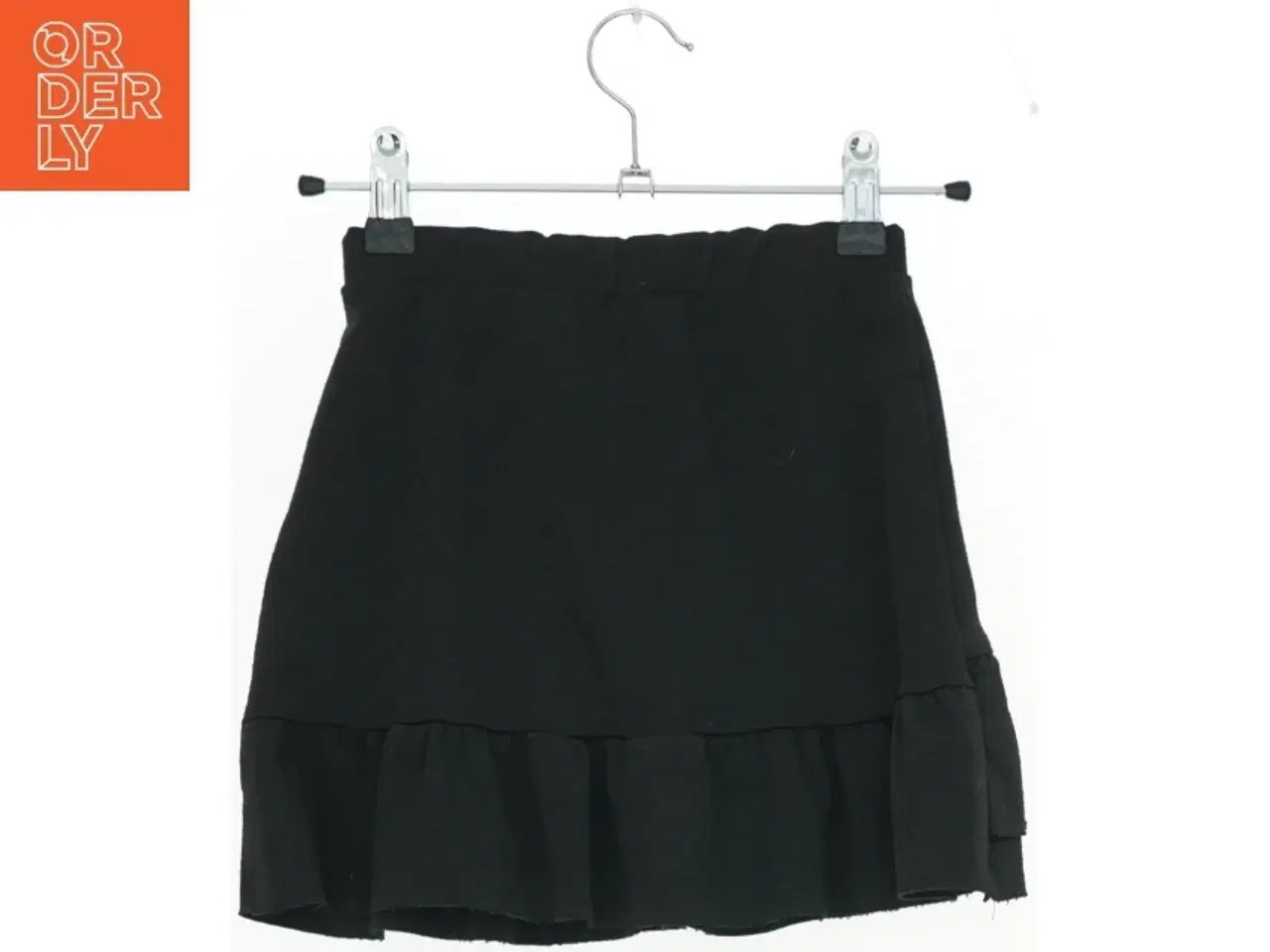 Billede 2 - Sort nederdel med flæser fra Friends (str. 122)