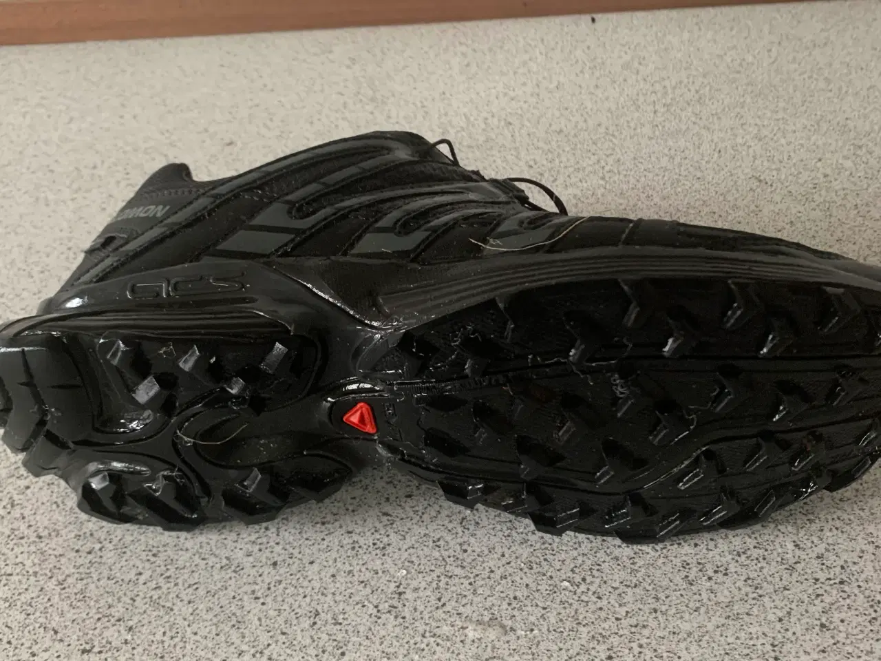 Billede 3 - Super lækker Vandresko 46