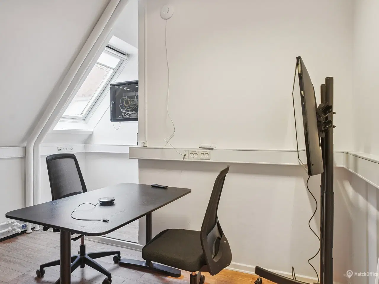 Billede 14 - Lyst og funktionelt kontor