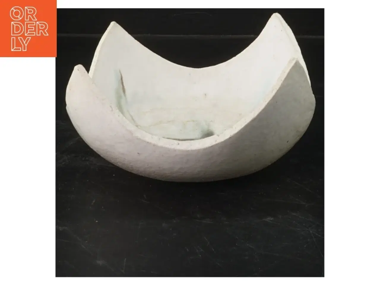 Billede 2 - Keramisk skål med abstrakt design (str. 16,5x16,5 cm)