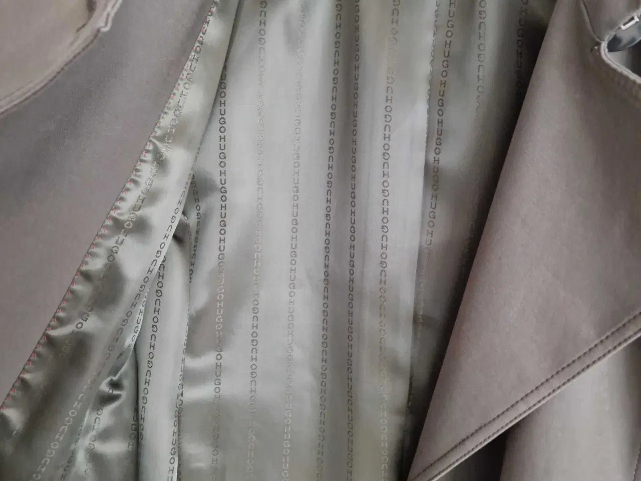 Billede 4 - Hugo Boss Trenchcoat