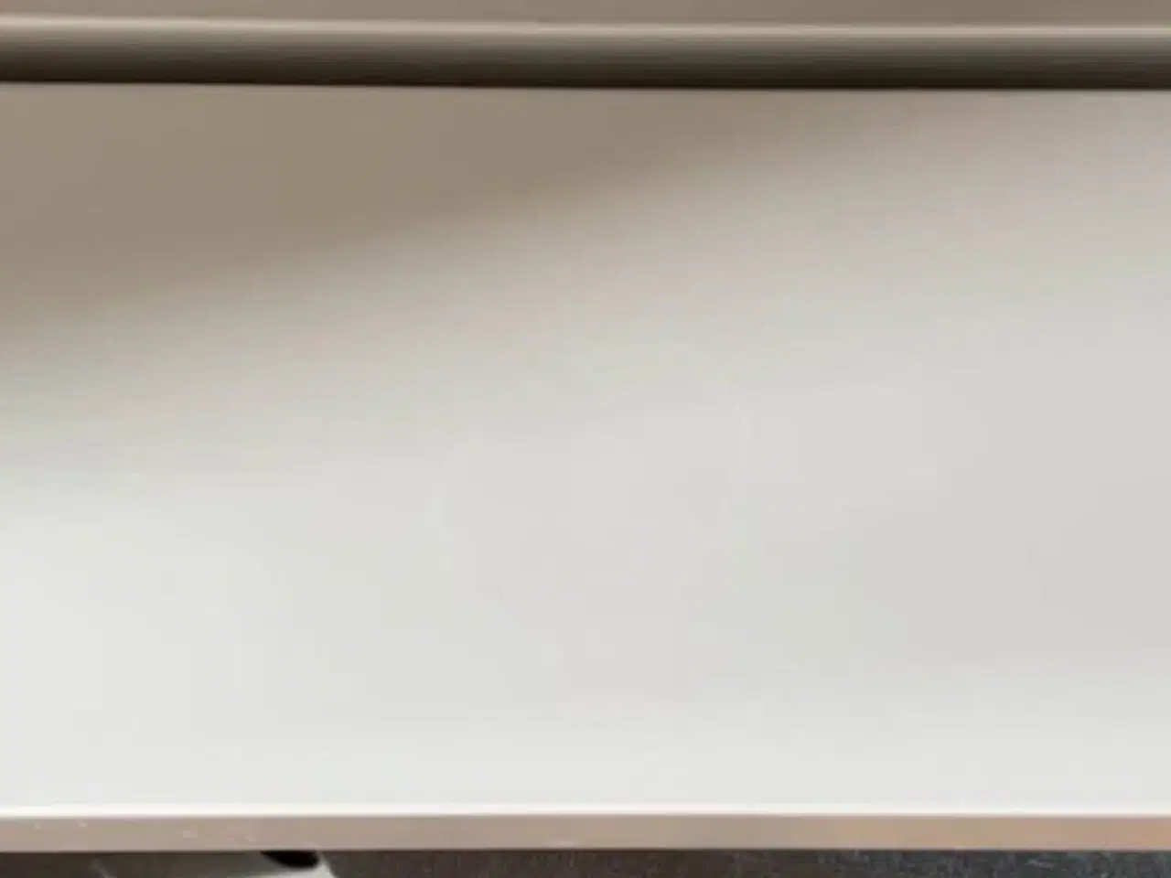 Billede 4 - Ypperlig reol HAY X IKEA - god stand