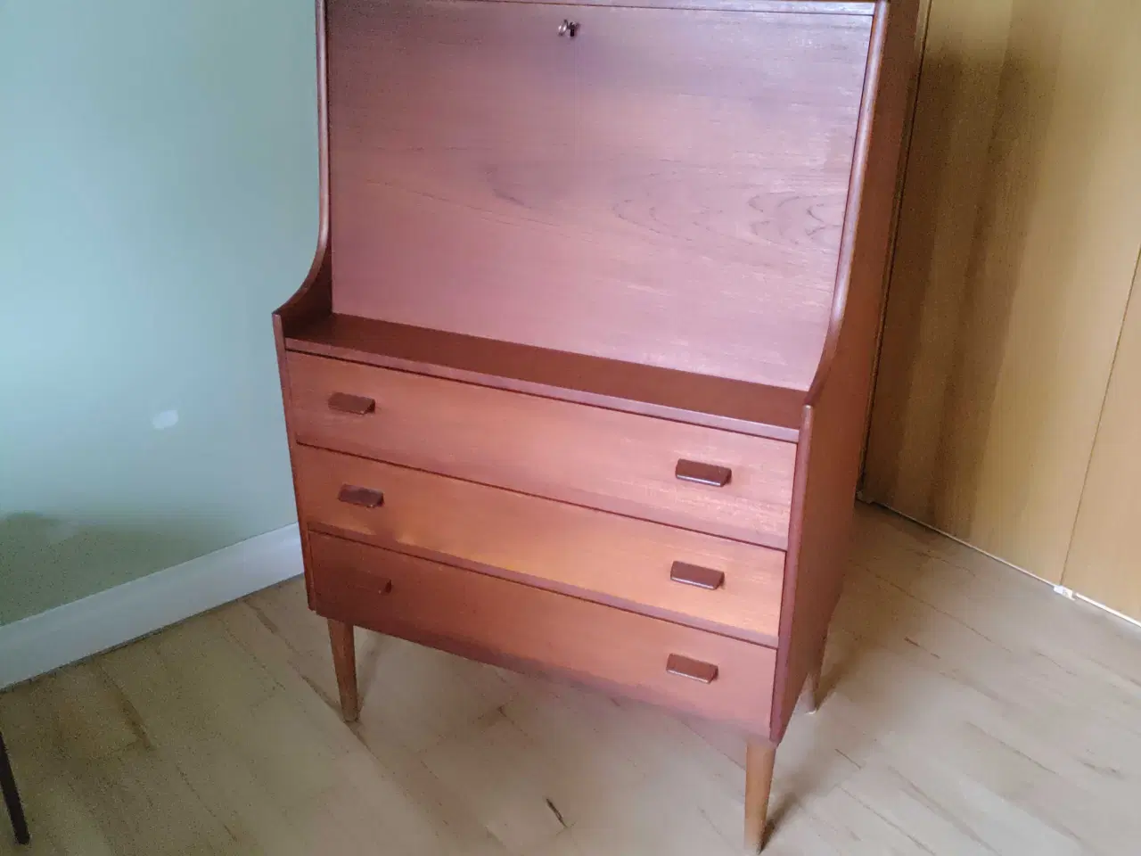 Billede 1 - Chatol i teak