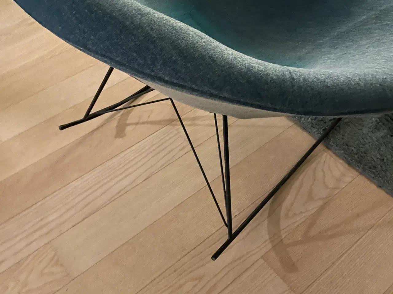 Billede 1 - Gyngestol købt i Sinnerup sælges.