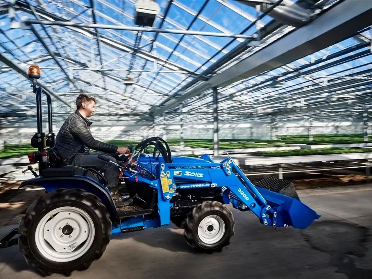 Billede 5 - Solis Ny kompakt traktor til små penge