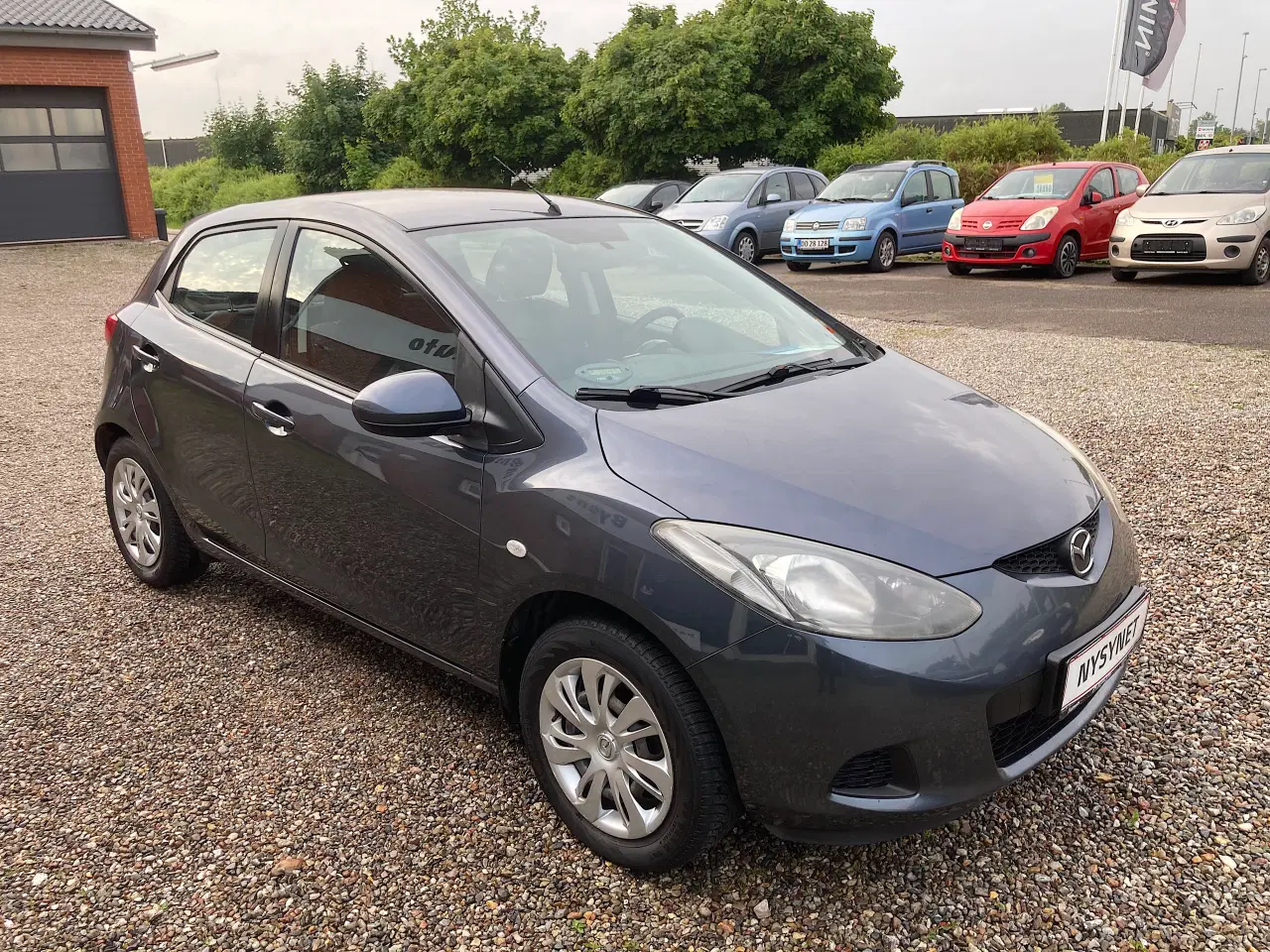 Billede 3 - Mazda 2 Nysyn Meget pæn og velholdt