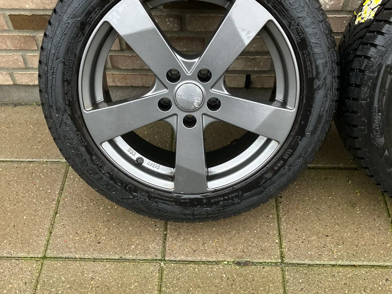 Billede 2 - Dezent Alufælge 5 x 112 m Goodyear 215/55R17