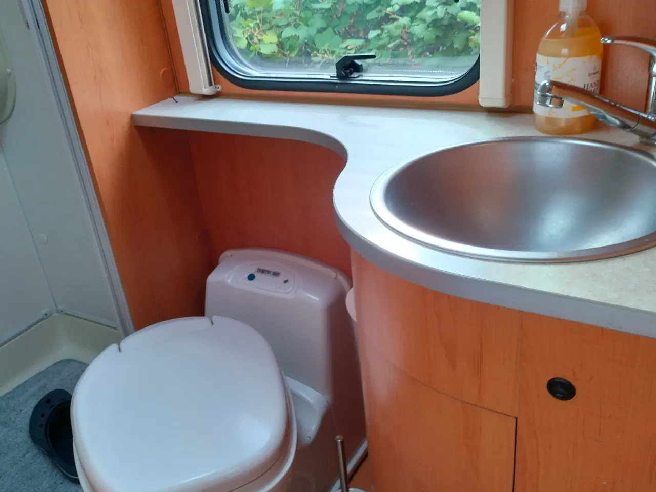 Billede 8 - Hymer Classic fuldintegreret B654