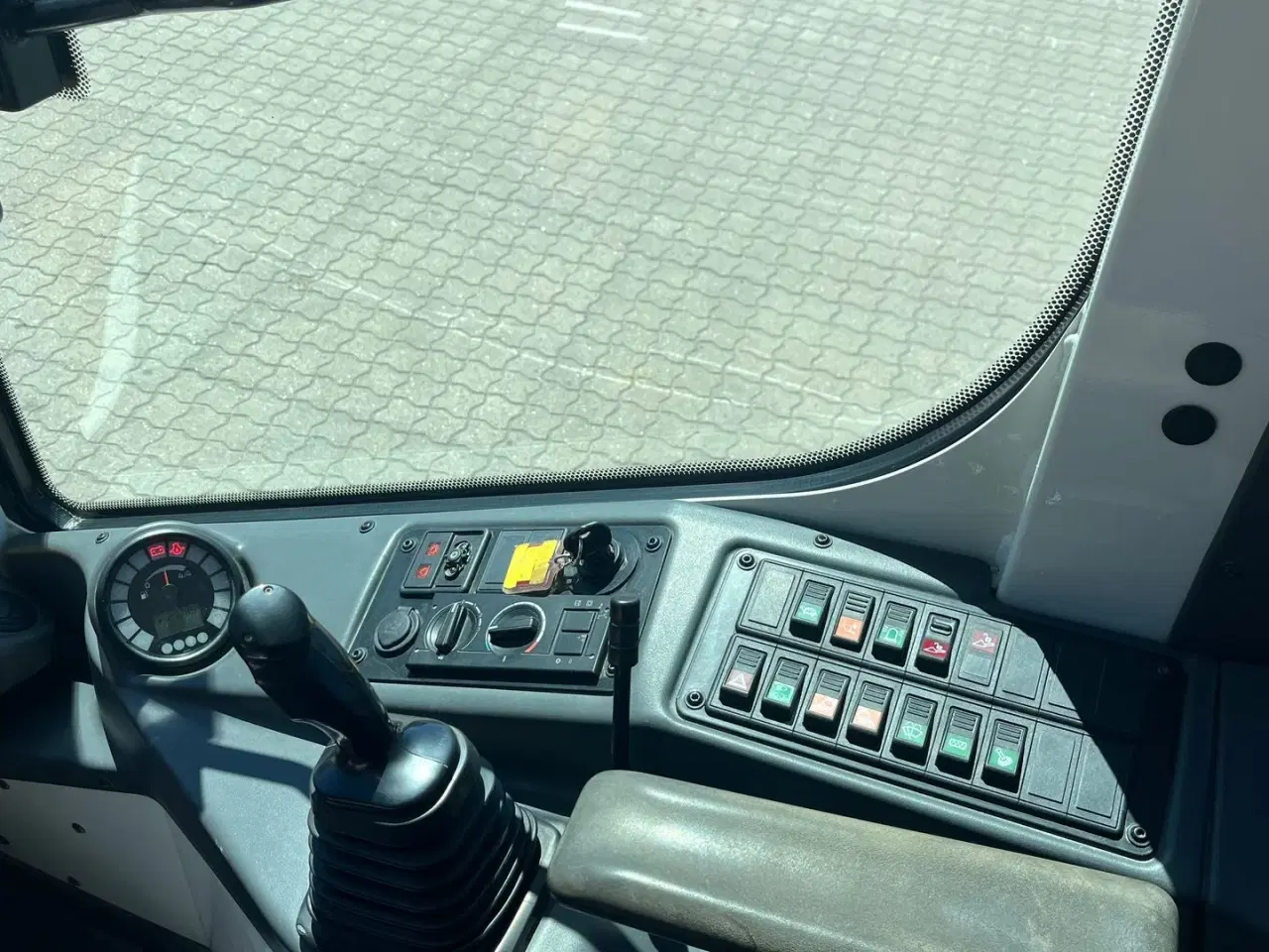 Billede 11 - Liebherr l506 4,3tons læsser med skovl og gafler