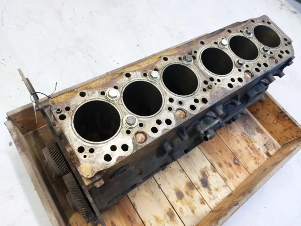 Billede 4 - Iveco 8465 Motorblok