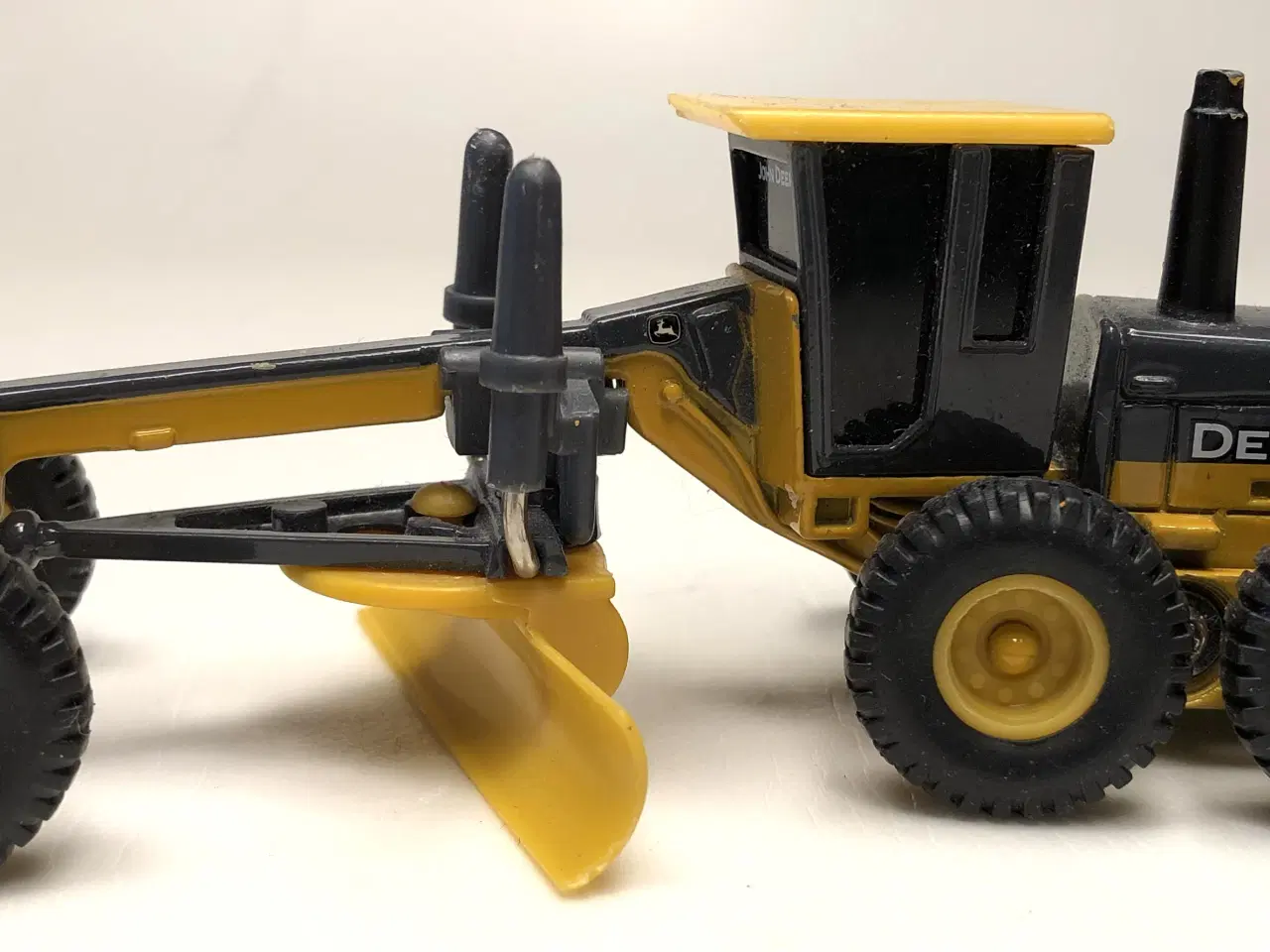 Billede 1 - JOHN DEERE...VEJHØVL