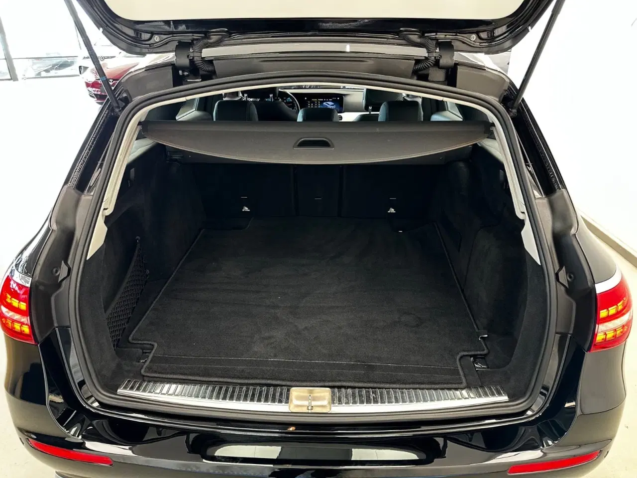 Billede 8 - Mercedes E220 d 2,0 Avantgarde stc. aut.