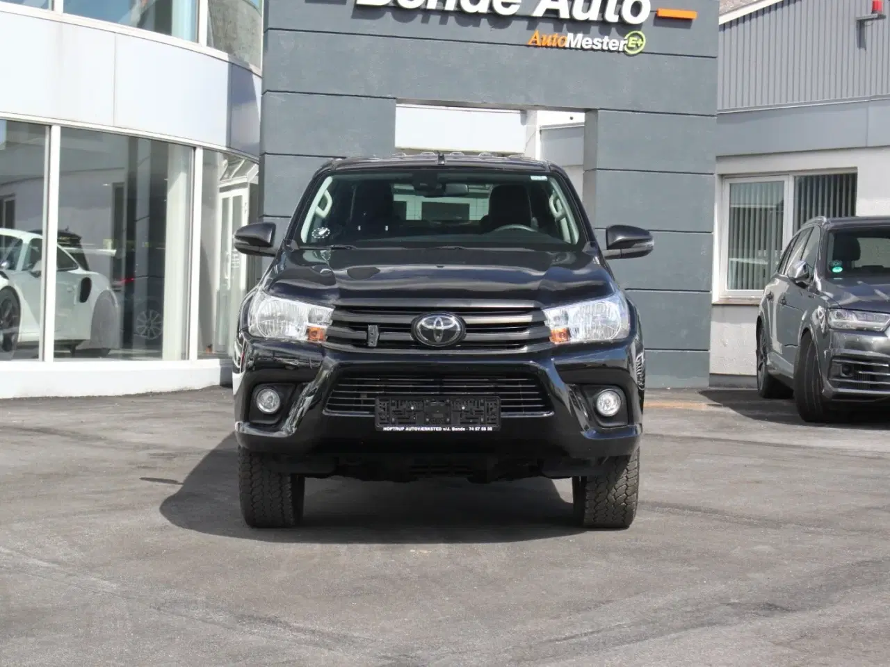 Billede 4 - Toyota HiLux 2,4 D-4D 150 T2 Db.Kab 4x4